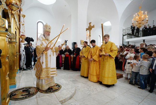 Католические кардиналы на православной литургии патриарха Кирилла в Гаване, февраль 2016 год