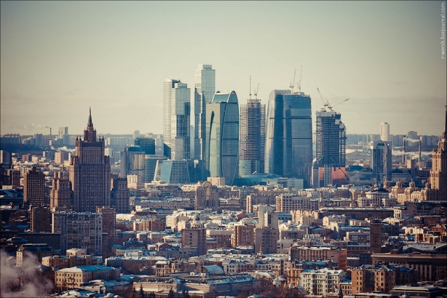 Москва резиновая: вся Россия постепенно переезжает в столицу
