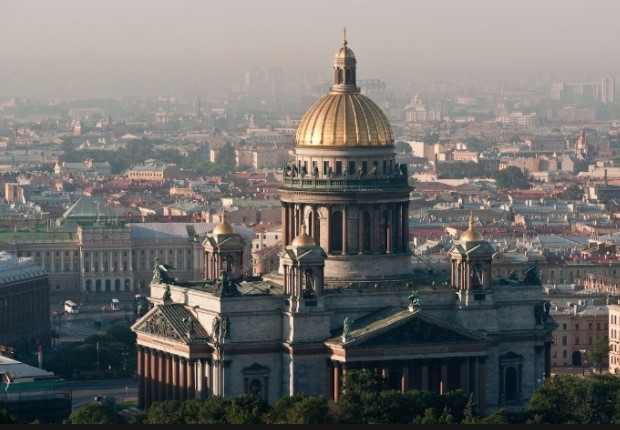 Заксобрание Петербурга отложило вопрос о референдуме по Исаакию на осень